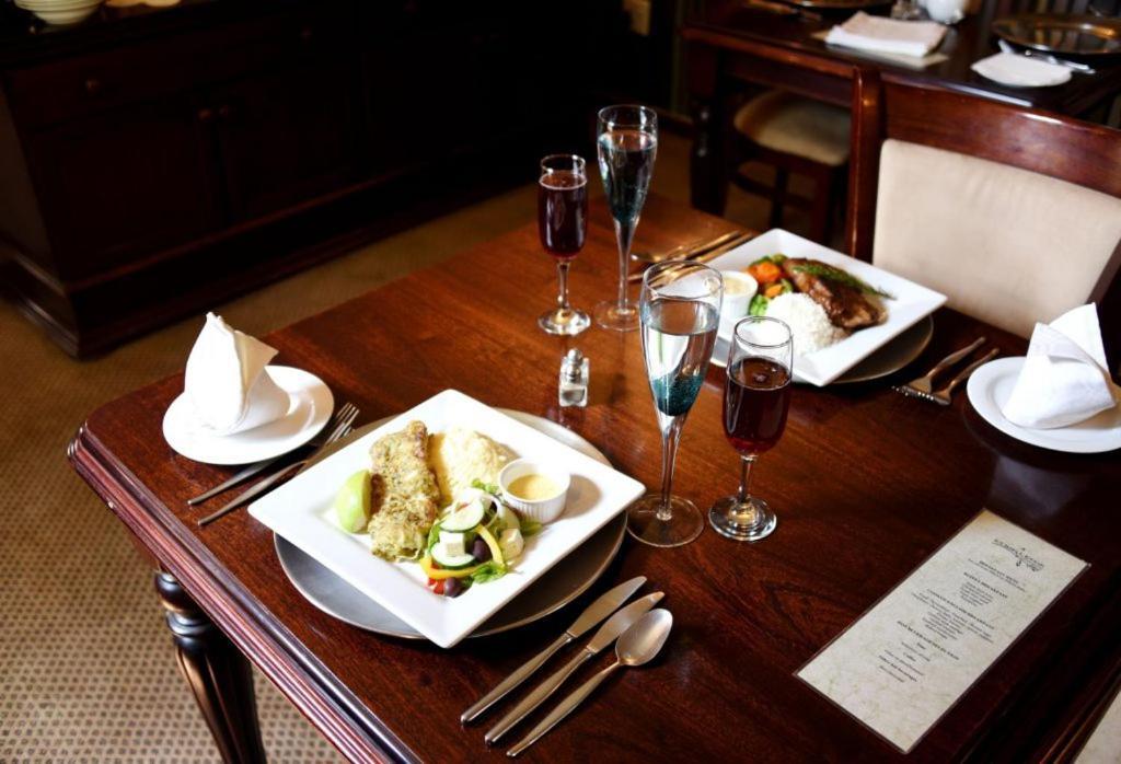 Lourie Lodge Sandton Esterno foto