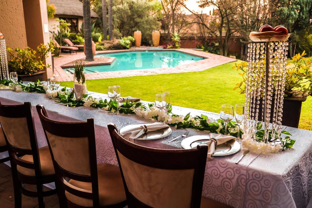 Lourie Lodge Sandton Esterno foto